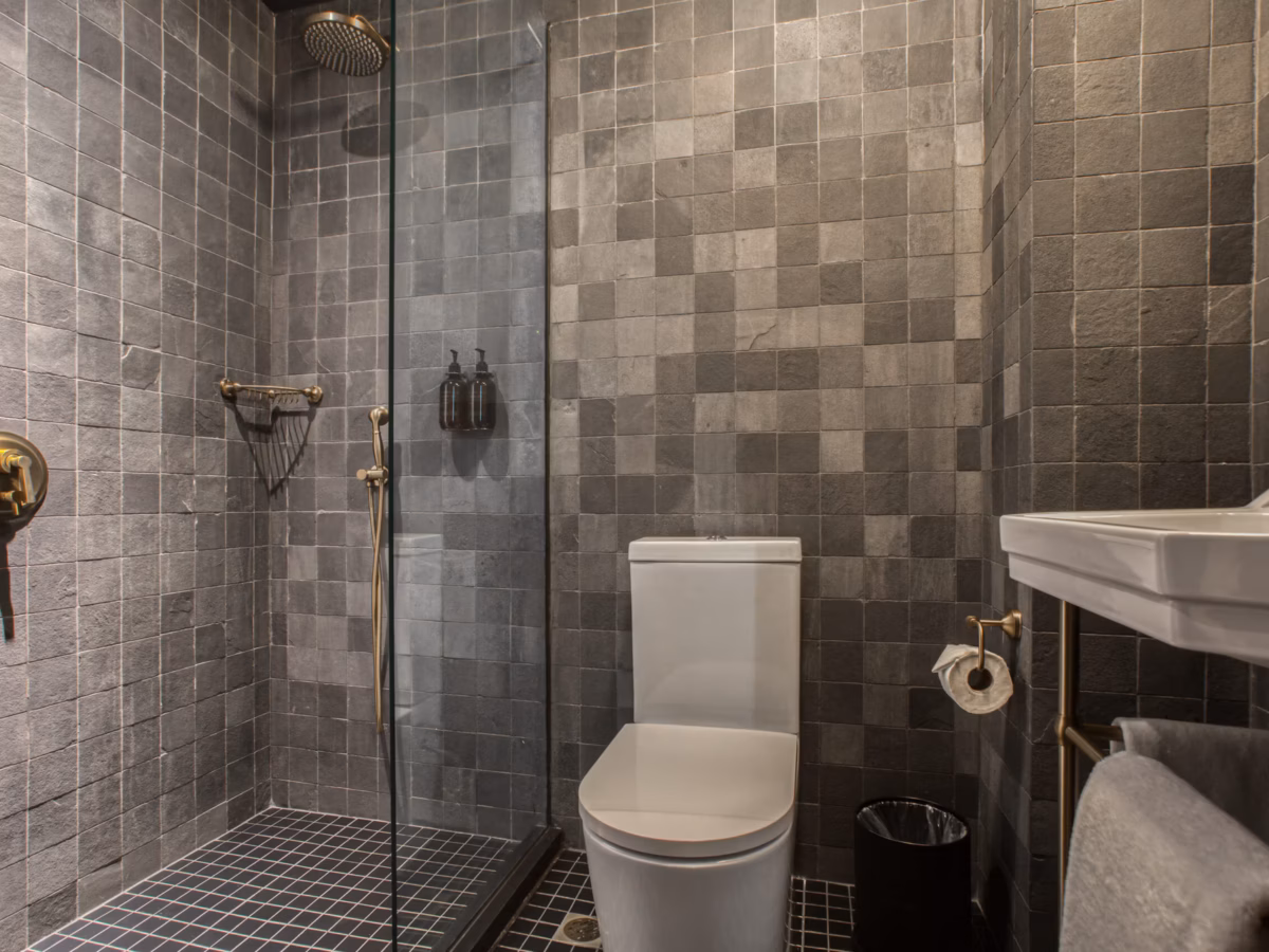 Bathrooms TCK (1)